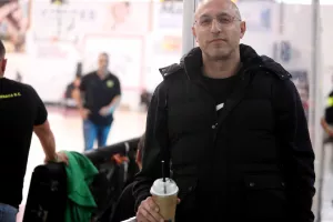 ΤΡΟΜΕΡΟ φινάλε και... break για Πετρολίνα ΑΕΚ! (φώτος)