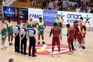 Κεραυνός - ΑΕΚ: Κράτησε την έδρα του και... έμεινε ζωντανός!