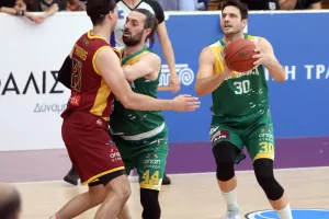 Κεραυνός - ΑΕΚ: Κράτησε την έδρα του και... έμεινε ζωντανός!