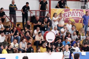 Κεραυνός - ΑΕΚ: Κράτησε την έδρα του και... έμεινε ζωντανός!