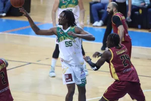 AEK - Kεραυνός: Βreak με super Κρουμπάλι και... Game-5! (φώτος)
