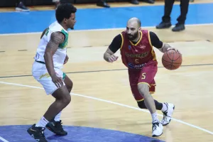 AEK - Kεραυνός: Βreak με super Κρουμπάλι και... Game-5! (φώτος)