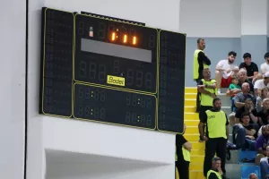 AEK - Kεραυνός: Βreak με super Κρουμπάλι και... Game-5! (φώτος)