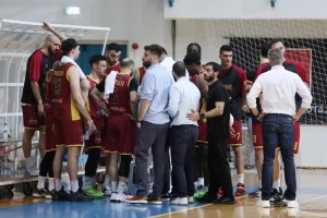 AEK - Kεραυνός: Βreak με super Κρουμπάλι και... Game-5! (φώτος)