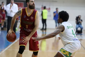 AEK - Kεραυνός: Βreak με super Κρουμπάλι και... Game-5! (φώτος)