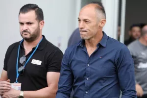 Απόλλων - ΑΠΟΕΛ: Τον "σκότωσε" και έμεινε ζωντανός! (φώτος)