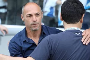 Απόλλων - ΑΠΟΕΛ: Τον "σκότωσε" και έμεινε ζωντανός! (φώτος)