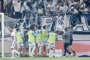 Απόλλων - ΑΠΟΕΛ: Τον "σκότωσε" και έμεινε ζωντανός! (φώτος)