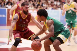Κεραυνός - ΑΕΚ: Break... και "κιτρινοπράσινο" double! (φώτος)