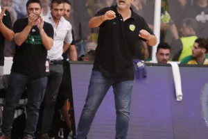 Κεραυνός - ΑΕΚ: Break... και "κιτρινοπράσινο" double! (φώτος)