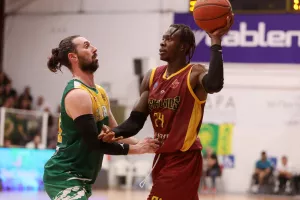 Κεραυνός - ΑΕΚ: Break... και "κιτρινοπράσινο" double! (φώτος)