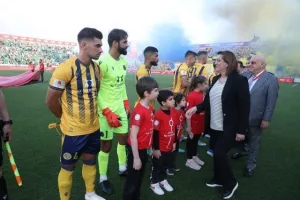 ΑΕΛ - Ομόνοια: Ο Καρίμ το... έβαψε πράσινο - Back2back Κυπελλούχος η Ομόνοια! (Φώτος)