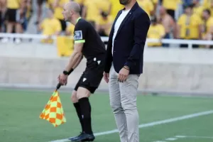 ΑΕΛ - Ομόνοια: Ο Καρίμ το... έβαψε πράσινο - Back2back Κυπελλούχος η Ομόνοια! (Φώτος)