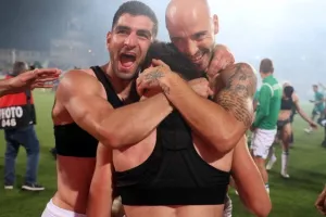 Οι πανηγυρισμοί των Κυπελλούχων! (Φώτος)
