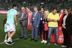ΦΩΤΟΣ/Το σήκωσε η Ομόνοια!
