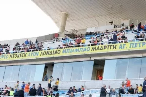 (ΦΩΤΟΡΕΠΟΡΤΑΖ) Ο κόσμος στο “αιώνιο” ντέρμπι