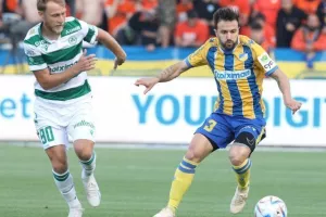 ΑΠΟΕΛ - Ομόνοια: Έχασε ευκαιρίες, έχασε έδαφος... (φώτος)