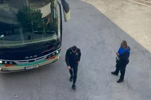 Η άφιξη του ΑΠΟΕΛ στο ΓΣΠ (Φώτος)