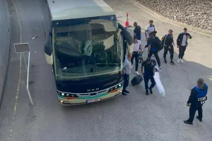 Η άφιξη του ΑΠΟΕΛ στο ΓΣΠ (Φώτος)