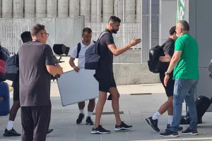 Η άφιξη του Άρη (Φώτος)