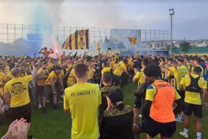 Στην προπόνηση για... "ντόπες" - τελικού οι ΑΕΛίστες! (Φώτος)