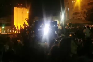 Χαμός... στην "Πλατεία Ηρώων" για τον πρωταθλητή Άρη! (Φώτος)