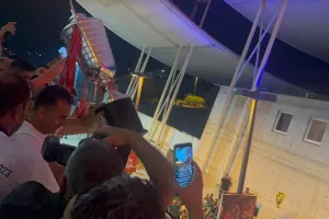 Σύνθημα... στα χείλη των Ομονοιατών ο Σωφρόνης! (Βίντεο-kerkida)