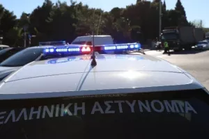Μαθητές πυροβόλησαν με αεροβόλο καθηγήτρια