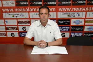 Επιβεβαίωσαν στη Νέα Σαλαμίνα για το deal Απόλλωνα-Μάκη Παπαϊωάννου