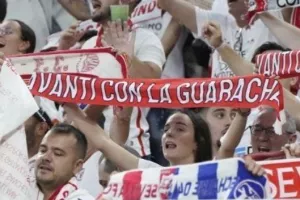 (ΒΙΝΤΕΟ/ΦΩΤΟ) Τρομερή ατμόσφαιρα στον τελικό