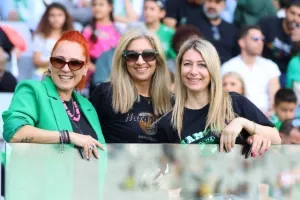 Η φιέστα τίτλου του Άρη στο ΚΕΡΚΙΔΑ.ΝΕΤ (Φώτος)