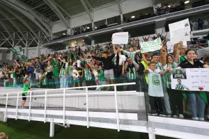 (ΦΩΤΟΣ) Έκρηξη χαράς και… διάχυτη η ανυπομονησία 