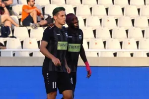 ΑΠΟΕΛ - Άρης: Φινάλε με 7 γκολ και γαλαζοκίτρινο τρίποντο (φώτος)