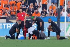 ΑΠΟΕΛ - Άρης: Φινάλε με 7 γκολ και γαλαζοκίτρινο τρίποντο (φώτος)