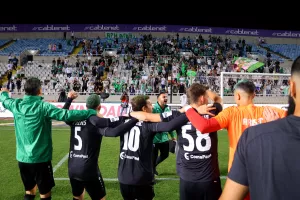 (Φωτορεπορτάζ) Οι έξαλλοι πανηγυρισμοί των πρωταθλητών