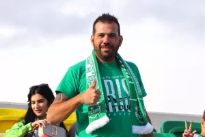 (Φωτορεπορτάζ) Ο κόσμος στην ΑΡΕΝΑ