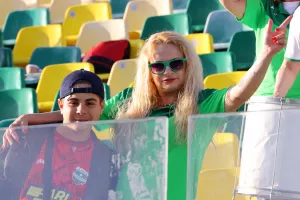 (Φωτορεπορτάζ) Ο κόσμος στην ΑΡΕΝΑ