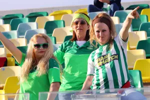 (Φωτορεπορτάζ) Ο κόσμος στην ΑΡΕΝΑ