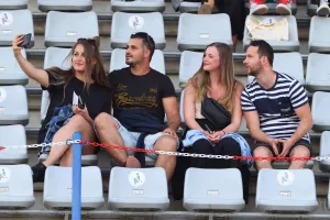 Σέλφι και… φακός!