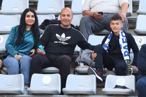 Ο κόσμος στο "Στ. Κυριακίδης" (φώτος)
