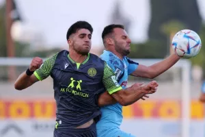 ΕΝΠ-ΑΕΛ: Με τριάρα... κράτησε την ελπίδα ζωντανή