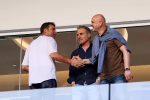 Στο "ΠΑΠ" ο Τιμούρ παρέα με Κασιανό (φώτος)