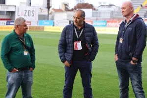 Νέα Σαλαμίνα - Ανόρθωση: "Γαλανόλευκο" το Βαρωσιώτικο (φώτος)