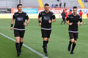 Νέα Σαλαμίνα - Ανόρθωση: "Γαλανόλευκο" το Βαρωσιώτικο (φώτος)