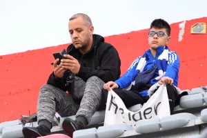 Νέα Σαλαμίνα - Ανόρθωση: "Γαλανόλευκο" το Βαρωσιώτικο (φώτος)