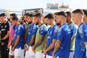 Λουλούδια για τον Κόκο από την Ανόρθωση (φώτος)