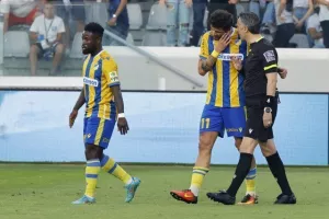 Απόλλων - ΑΠΟΕΛ: Τον "σκότωσε" και έμεινε ζωντανός! (φώτος)