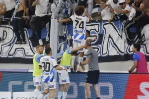Απόλλων - ΑΠΟΕΛ: Τον "σκότωσε" και έμεινε ζωντανός! (φώτος)