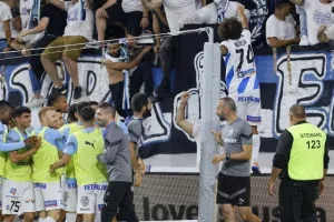 Απόλλων - ΑΠΟΕΛ: Τον "σκότωσε" και έμεινε ζωντανός! (φώτος)