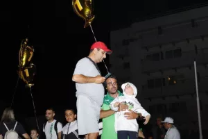 Χαμός... στην "Πλατεία Ηρώων" για τον πρωταθλητή Άρη! (Φώτος)